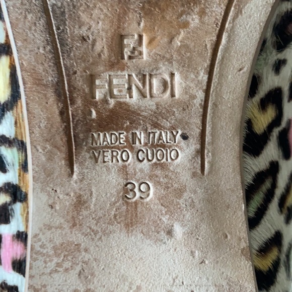 ❤️… FENDI Leopard Bow Flats - Picture 7 of 7
